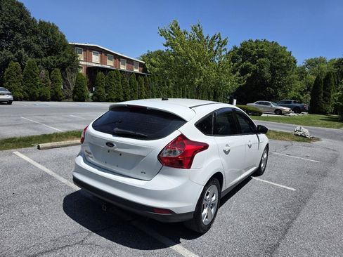 Used 2013 Ford Focus SE w/ SE Winter Pkg FWD image 5