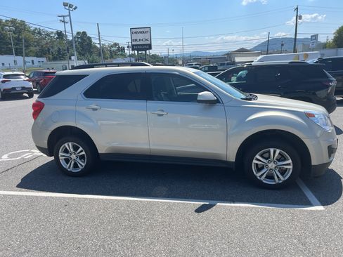 Used 2015 Chevrolet Equinox LT FWD image 4