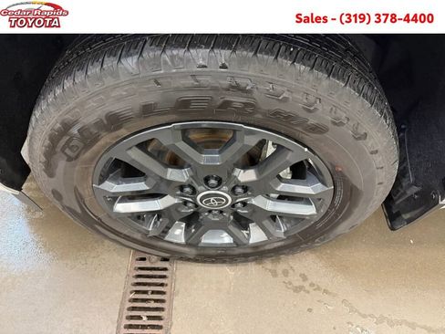 Certified 2024 Toyota Sequoia Platinum image 7