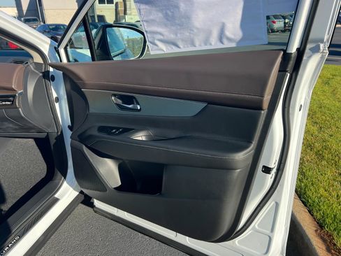 New 2026 Nissan Murano Platinum w/ Cargo Package image 12