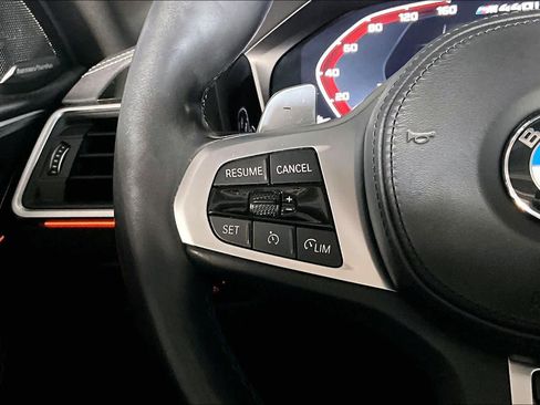 Used 2023 BMW M440i Convertible w/ Premium Package image 22