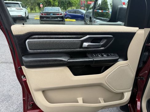 Used 2020 RAM 1500 Big Horn AWD/4WD image 9