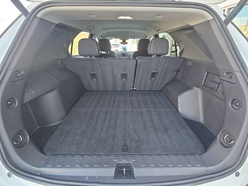 Certified 2024 Chevrolet Equinox LT FWD image 29