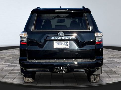 Used 2024 Toyota 4Runner TRD Sport w/ Technology Package AWD/4WD image 5
