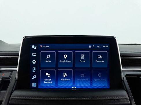 Used 2024 Chevrolet Suburban Z71 w/ Luxury Package AWD/4WD image 28