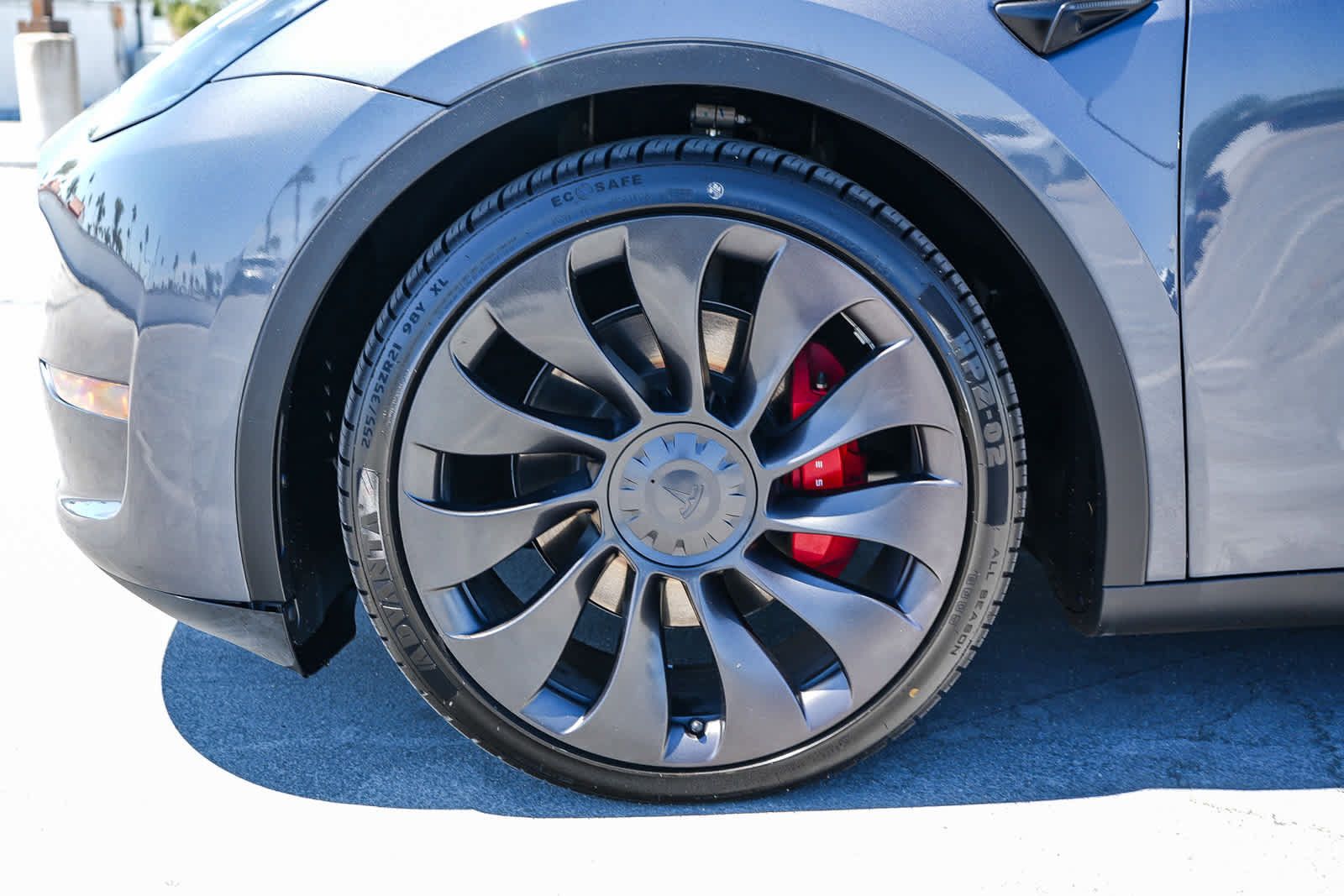 Used 2023 Tesla Model Y Performance AWD/4WD image 12