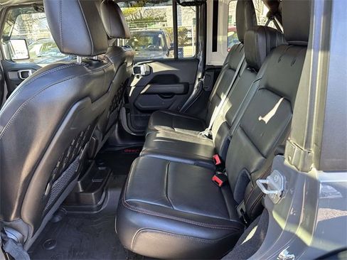Certified 2021 Jeep Wrangler Unlimited Rubicon w/ Dual Top Group image 18