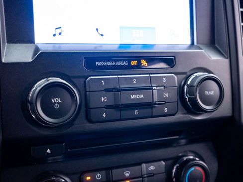 Used 2018 Ford F150 XL w/ Equipment Group 101A Mid RWD image 21