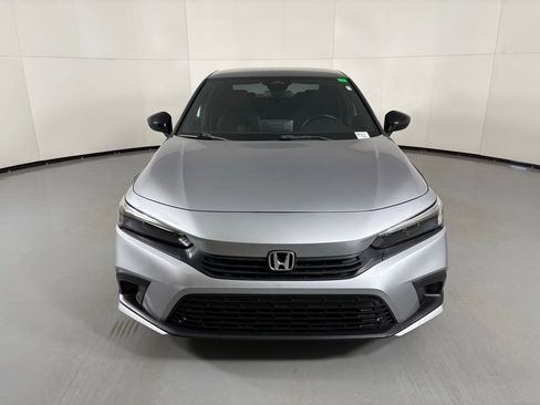 Used 2022 Honda Civic Sport image 3