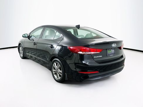 Used 2018 Hyundai Elantra SEL FWD image 5