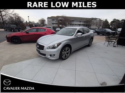 Used 2014 INFINITI Q70 3.7 w/ Premium Package
