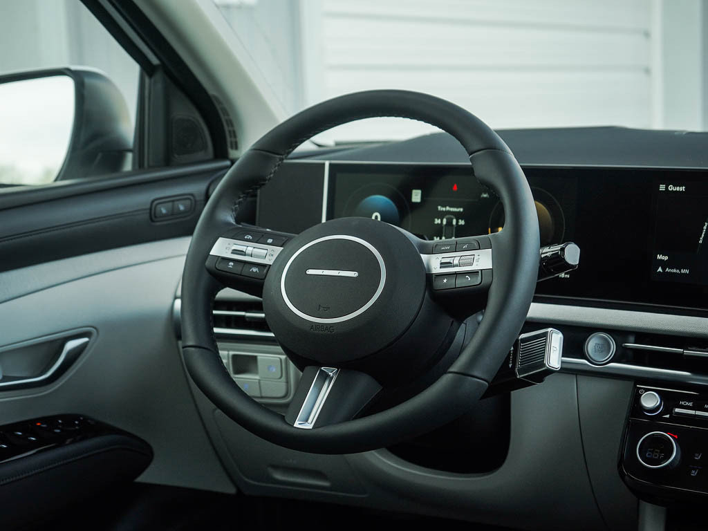 New 2026 Hyundai Tucson Limited AWD/4WD image 16