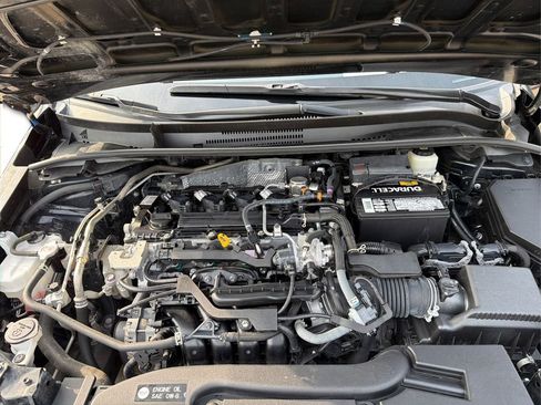 Used 2023 Toyota Corolla LE image 12
