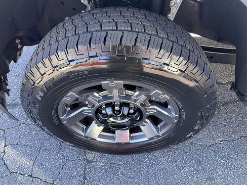 Used 2023 Ford F250 Lariat w/ Lariat Ultimate Package image 32