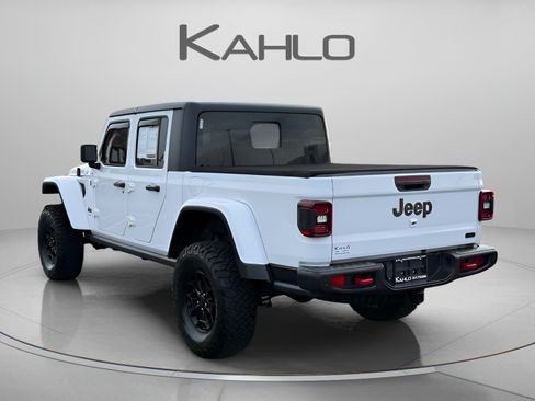 Used 2020 Jeep Gladiator Rubicon AWD/4WD image 3