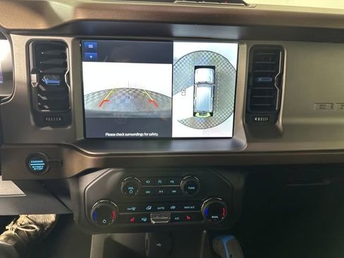 Used 2023 Ford Bronco Outer Banks image 21
