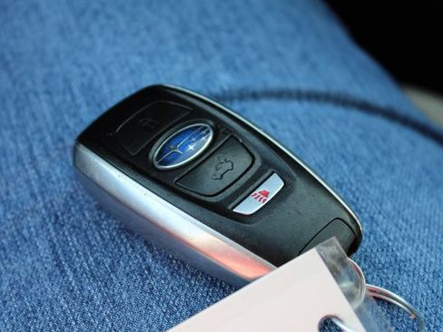 Used 2021 Subaru Ascent Premium w/ Sport Package image 27