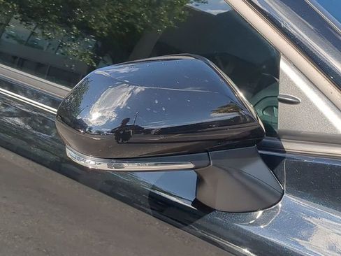 Used 2025 Toyota Camry LE image 12