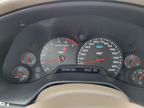 Used 2003 Chevrolet Corvette Coupe w/ Preferred Equipment Group image 25