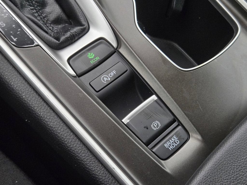 Used 2022 Honda Accord LX image 19