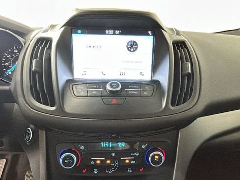 Used 2019 Ford Escape SE FWD image 24