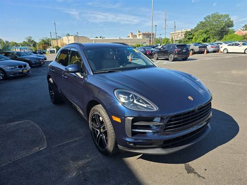 Used 2021 Porsche Macan AWD/4WD image 4