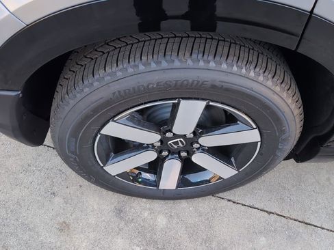 New 2025 Honda Prologue Touring image 10