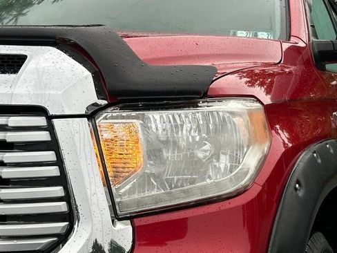 Used 2016 Toyota Tundra SR5 AWD/4WD image 3