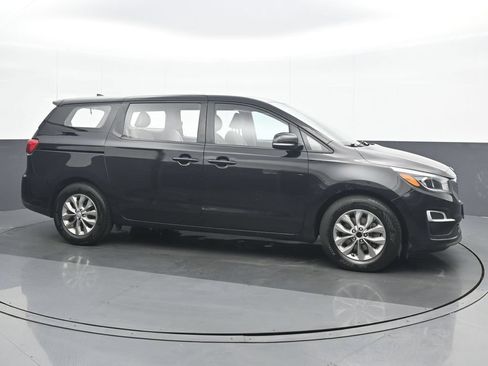 Used 2020 Kia Sedona L FWD image 8