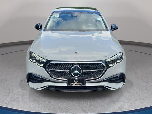 Certified 2025 Mercedes-Benz E 350 4MATIC Sedan image 2