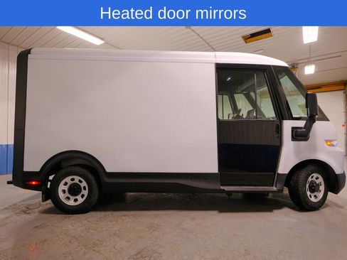 New 2025 Chevrolet Brightdrop 400 image 8