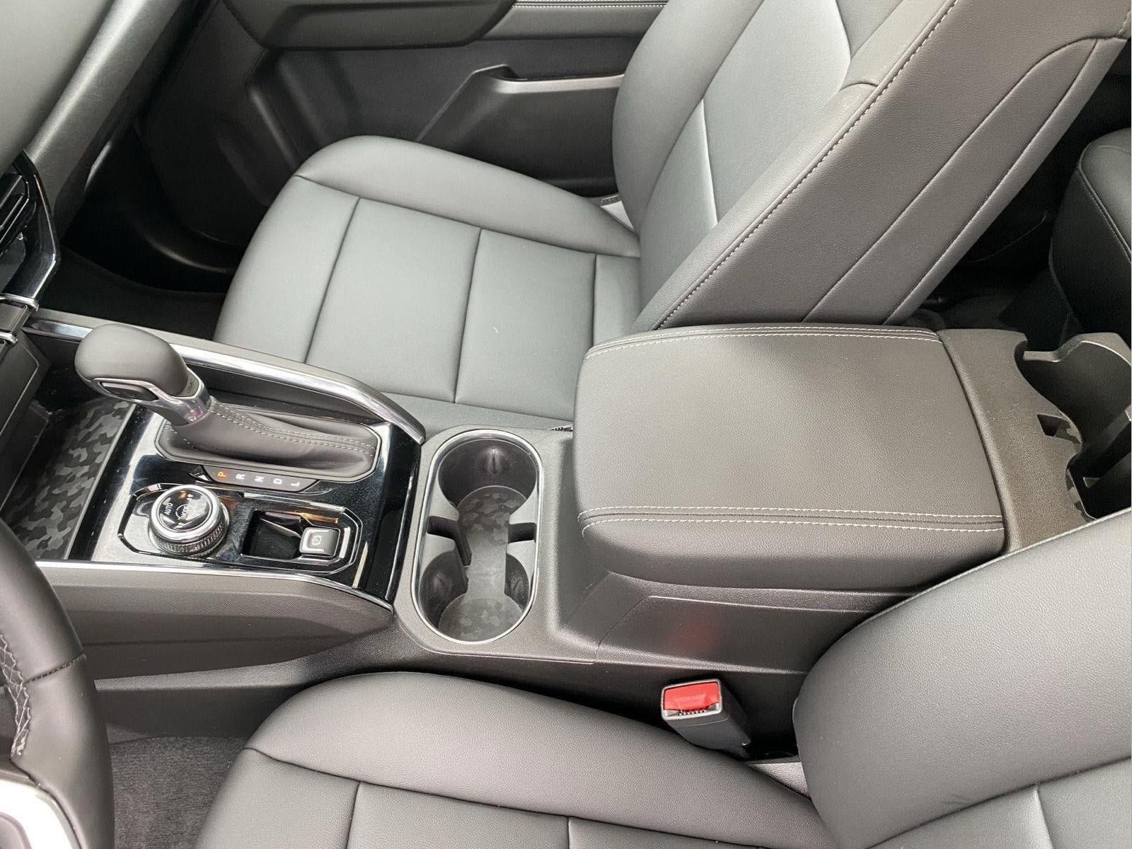 Used 2026 GMC Canyon Elevation w/ Convenience Package AWD/4WD image 16