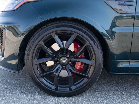 Used 2020 Land Rover Range Rover Sport SVR image 10
