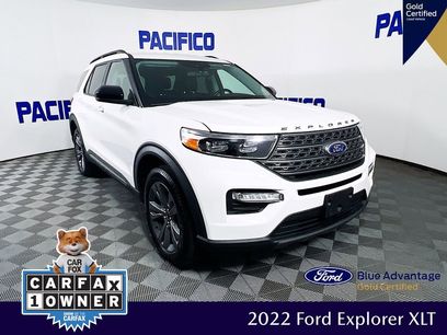 Certified 2022 Ford Explorer XLT w/ Equipment Group 202A
