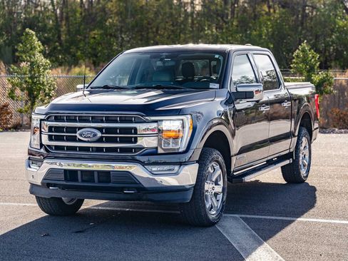 Used 2021 Ford F150 Lariat image 3