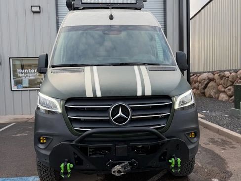 Used 2022 Mercedes-Benz Sprinter 2500 image 13