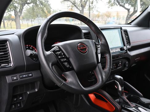 Used 2024 Nissan Frontier PRO-4X w/ Off-Road Protection Package image 17