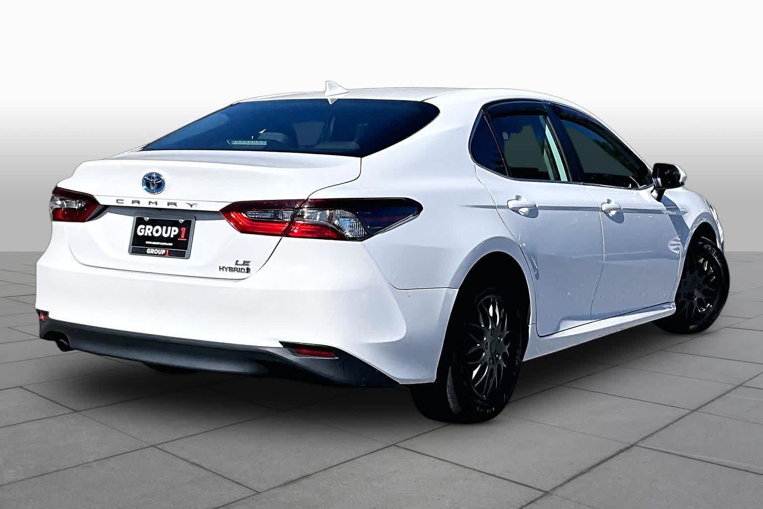 Used 2022 Toyota Camry LE FWD image 13