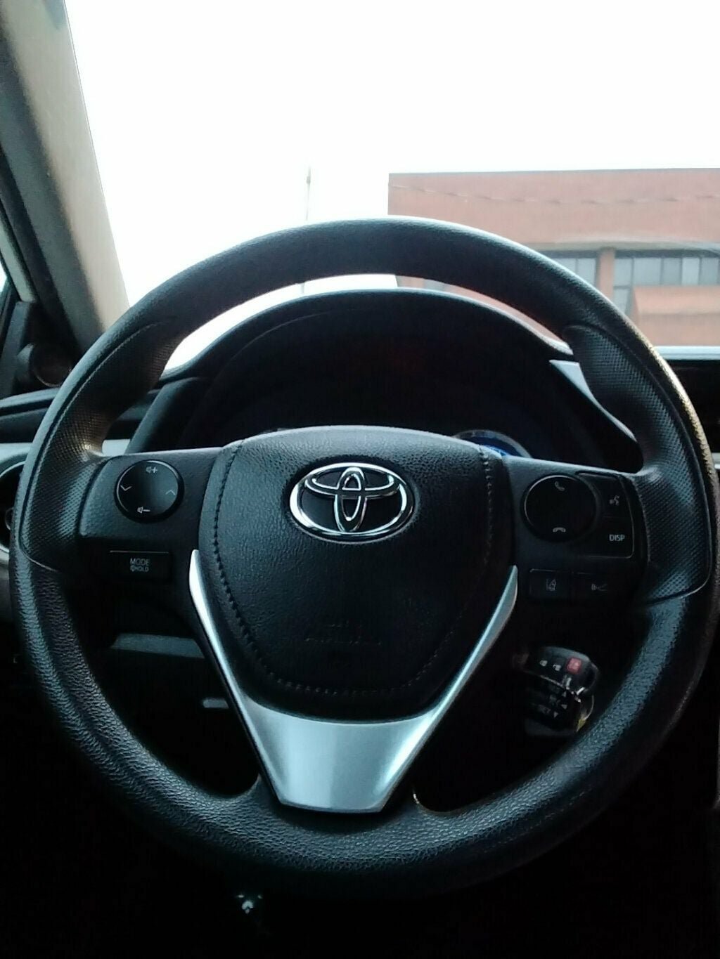 Used 2019 Toyota Corolla LE FWD image 11