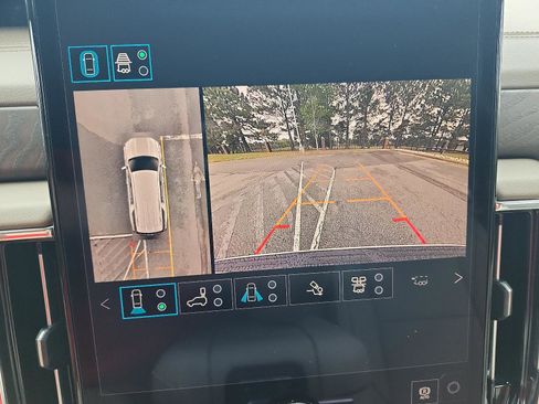 New 2026 GMC Yukon XL Denali AWD/4WD image 16