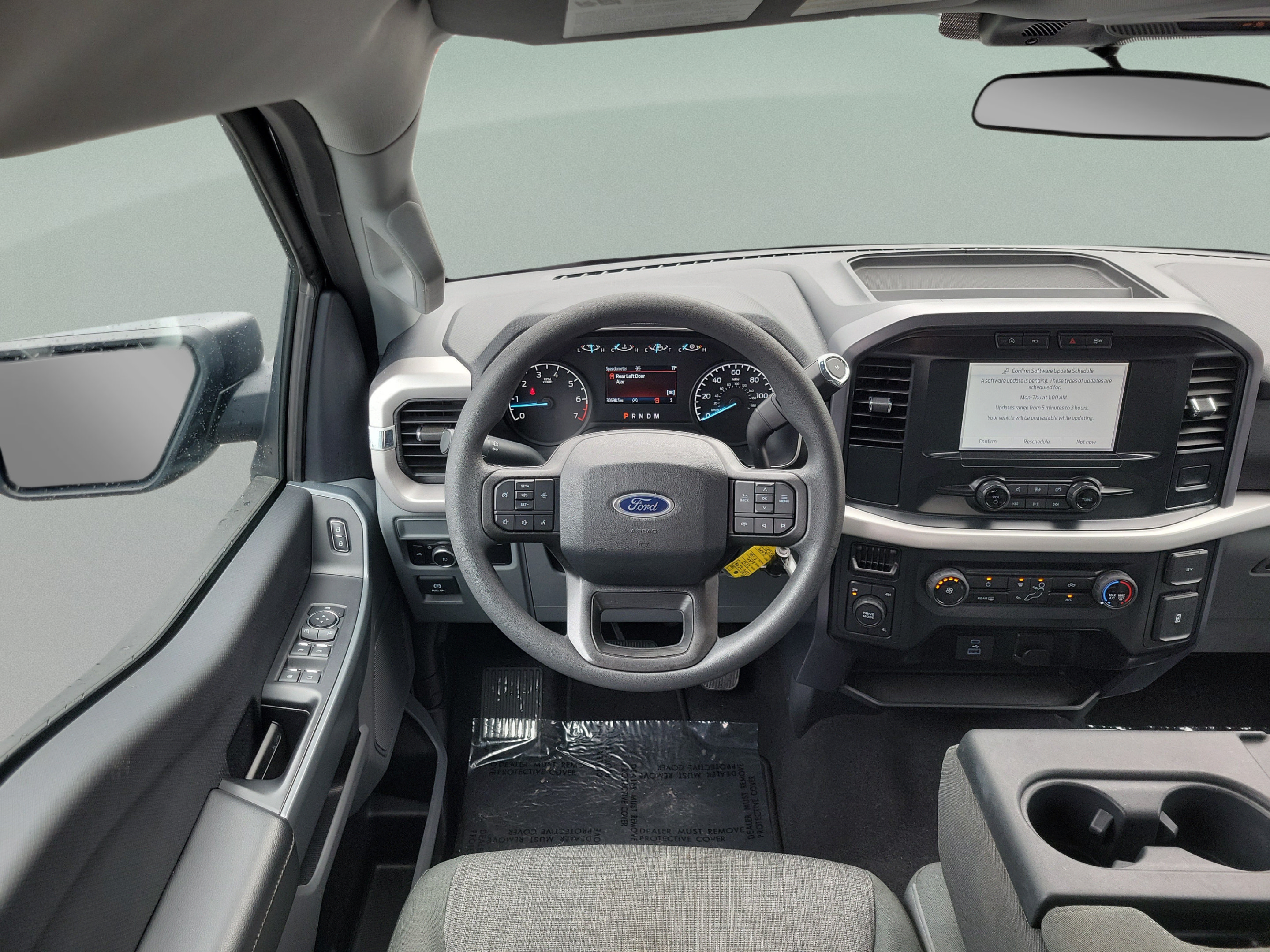 Used 2023 Ford F150 XLT AWD/4WD image 5