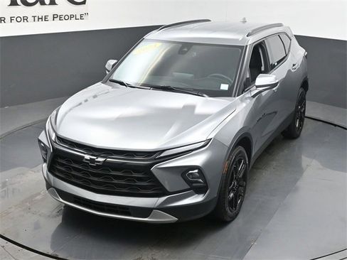 Used 2023 Chevrolet Blazer LT w/ LPO, Black Grille Bar Package image 44