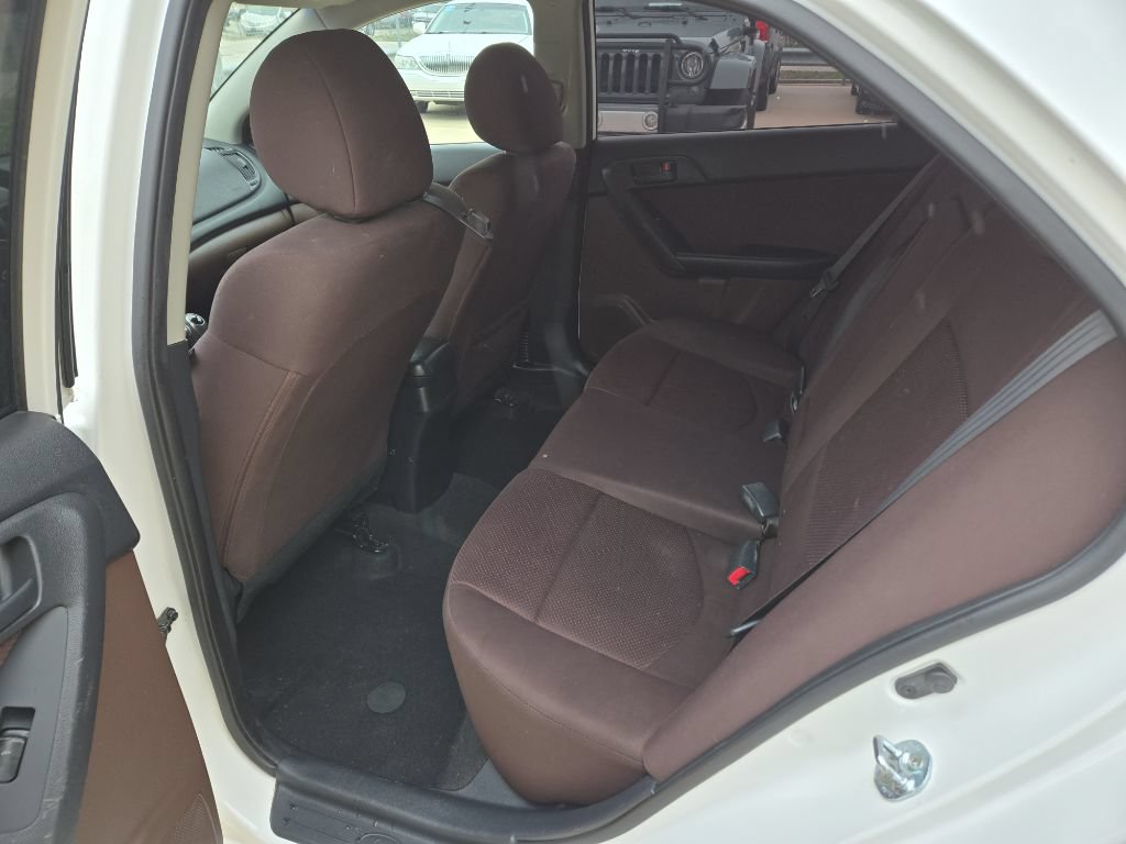 Used 2011 Kia Forte EX FWD image 12