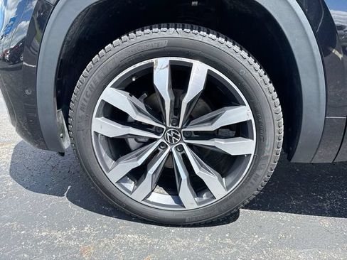 Used 2022 Volkswagen Atlas SEL Premium AWD/4WD image 10