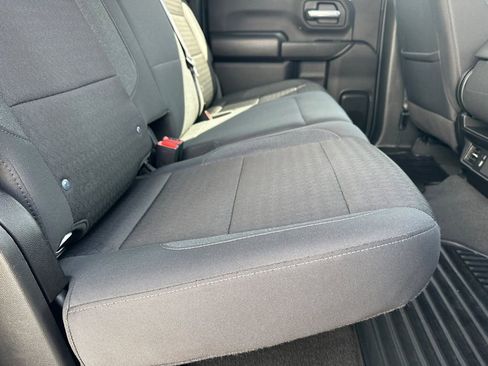 Used 2025 Chevrolet Silverado 2500 Custom w/ Custom Value Package image 16