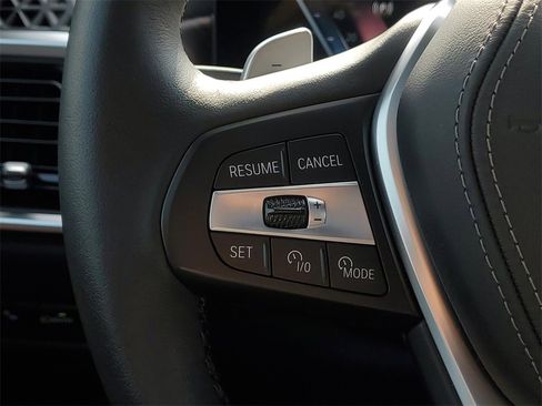 Used 2024 BMW X5 xDrive40i w/ Premium Package image 16