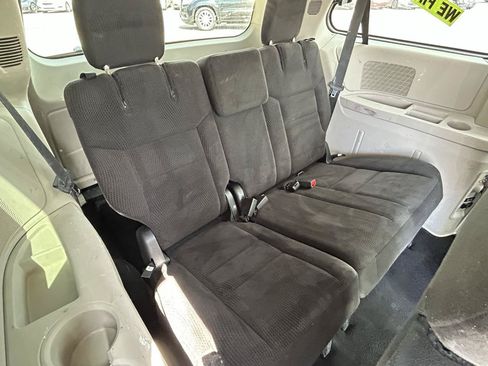 Used 2014 Dodge Grand Caravan SXT w/ Quick Order Package 29G SXT FWD image 13