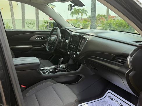 Used 2020 Chevrolet Traverse LS FWD image 24