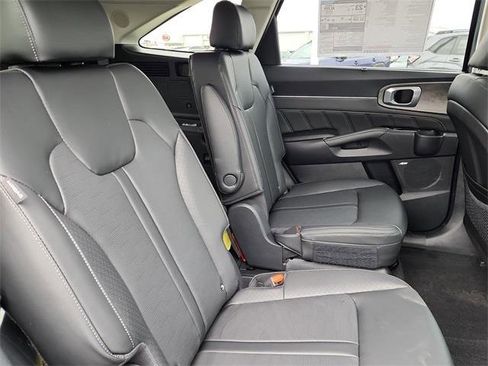 New 2026 Kia Sorento SX image 19