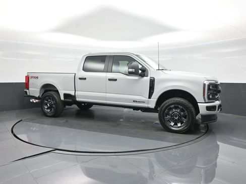 New 2026 Ford F250 XL w/ STX Appearance Package AWD/4WD image 10